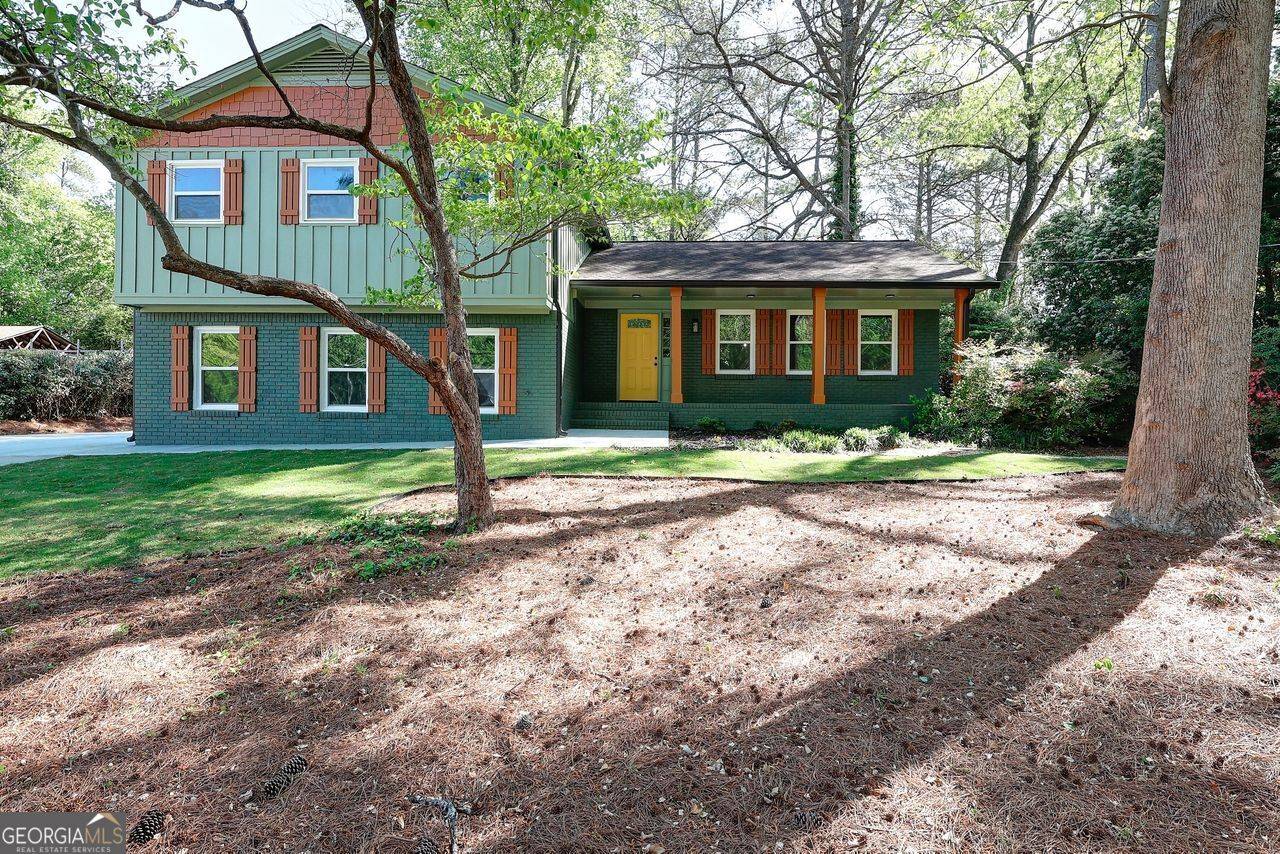 2538 Three Bars DR, Grayson, GA 30017
