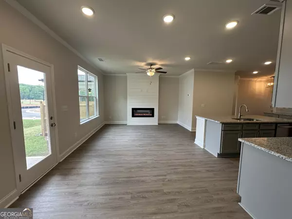 Flowery Branch, GA 30542,5651 Chickory DR #118