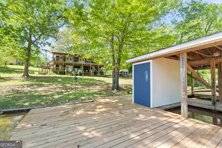 111 Southlake DR, Eatonton, GA 31024