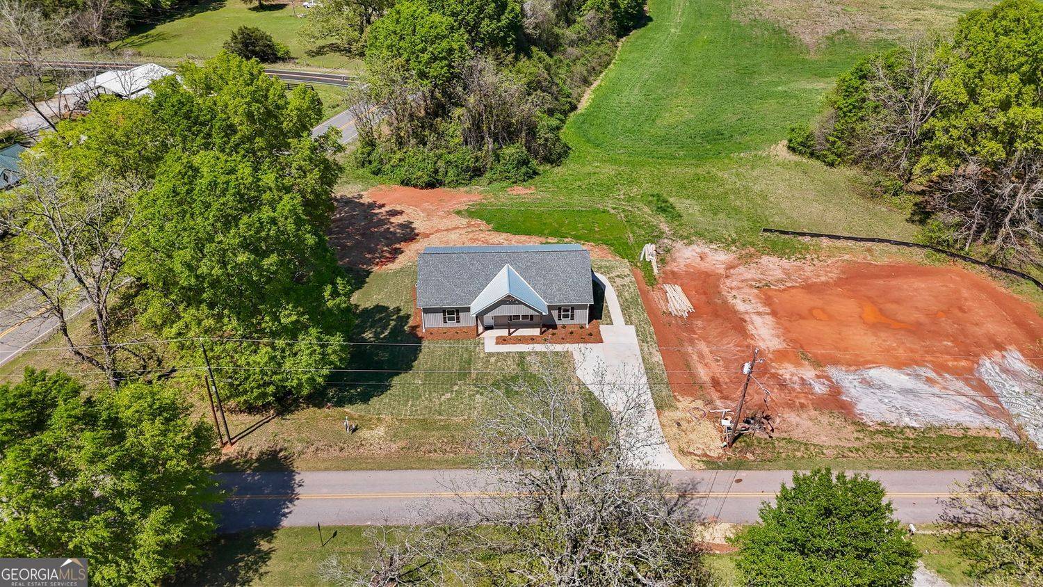 Molena, GA 30258,41 Allen DR