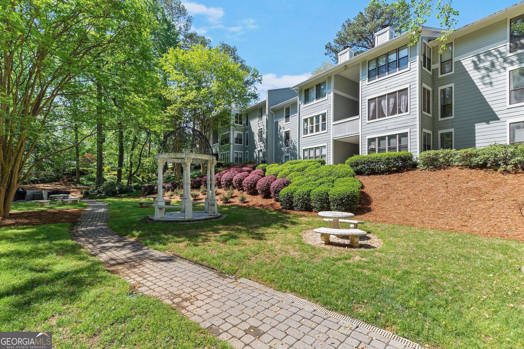 Atlanta, GA 30324,305 Summit North DR NE #305