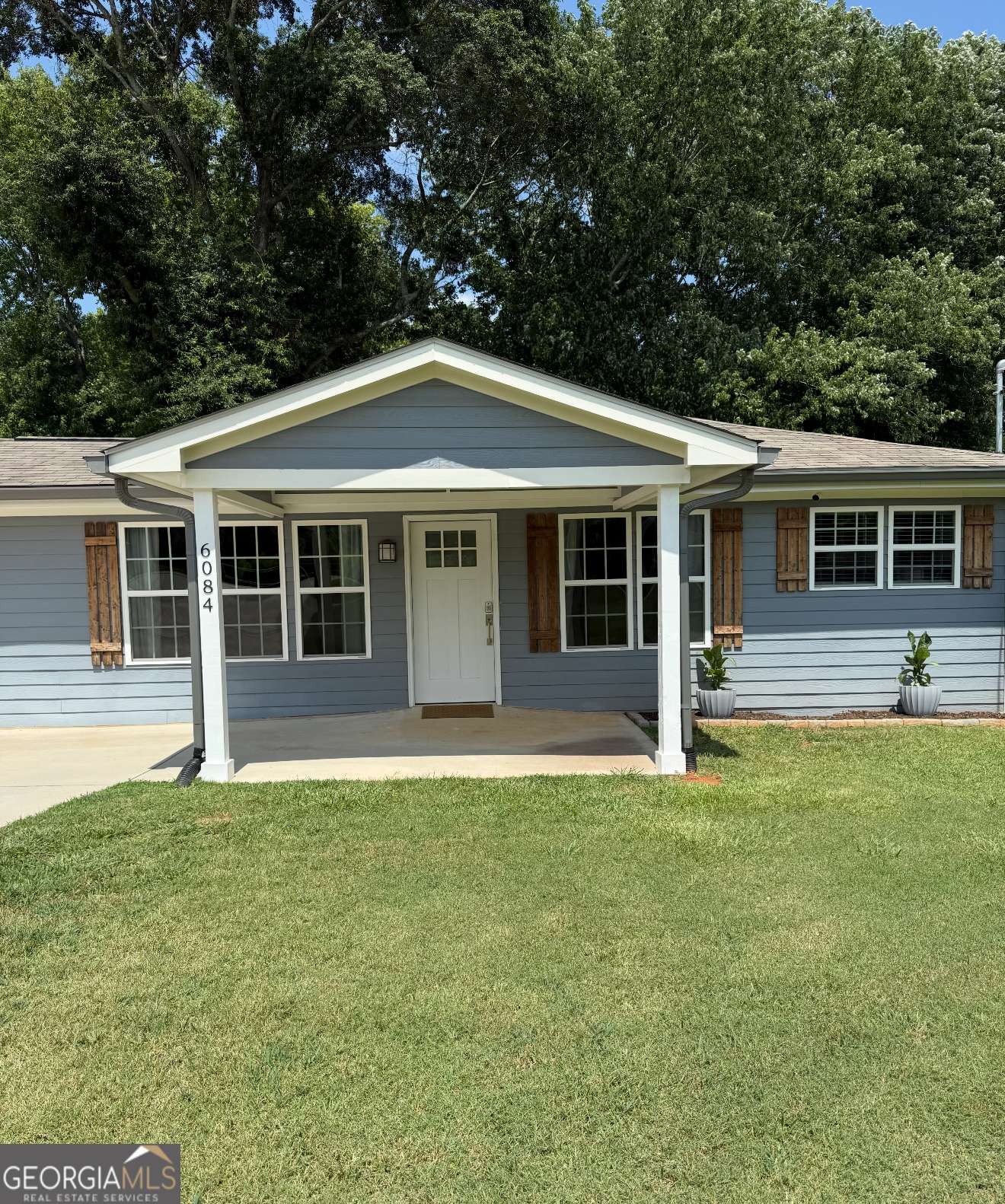 Flowery Branch, GA 30542,6084 Lights Ferry RD