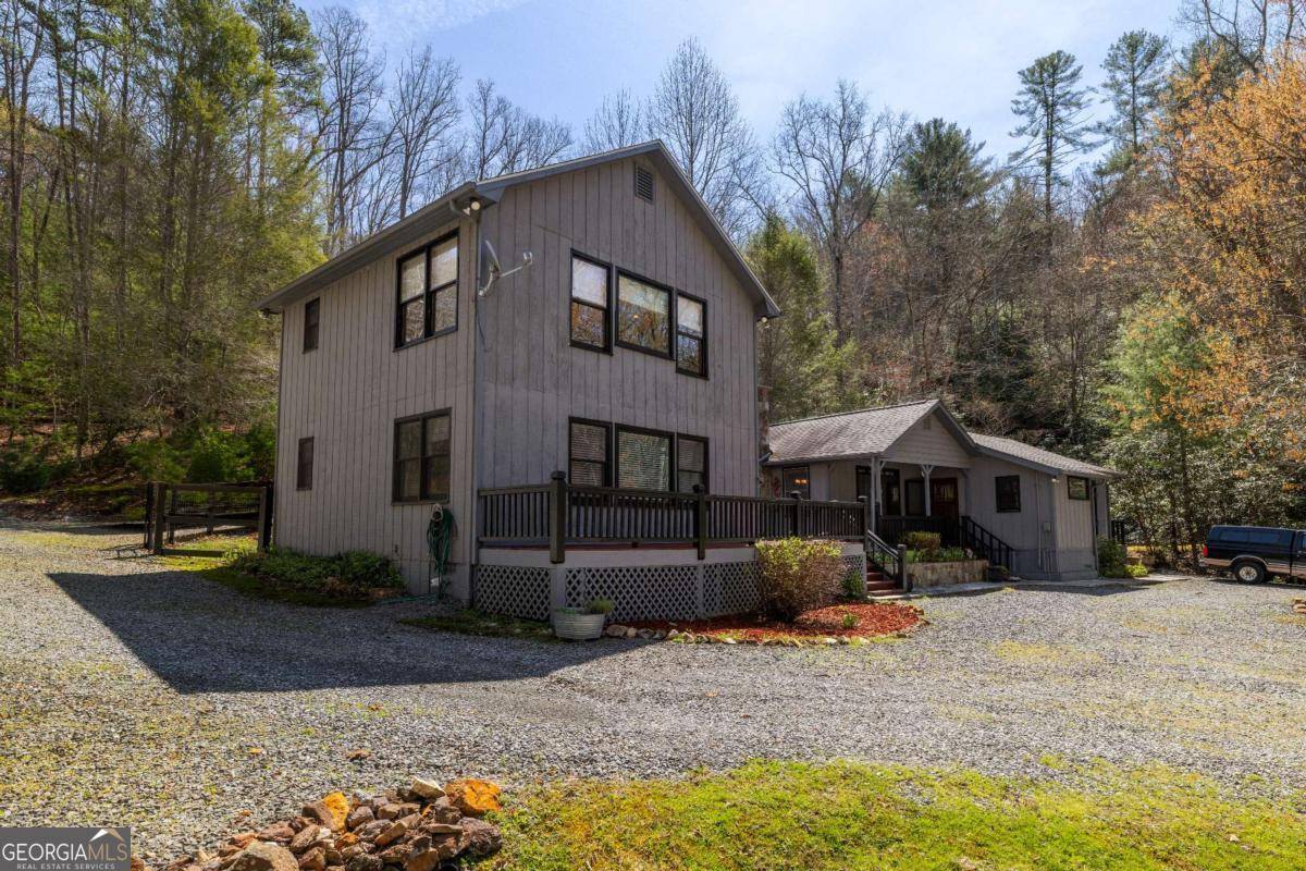 Morganton, GA 30560,937 Fern DR