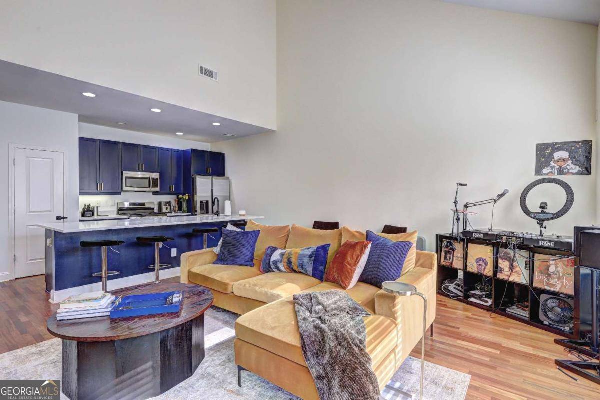 Norcross, GA 30093,5883 Brookside Oak CIR