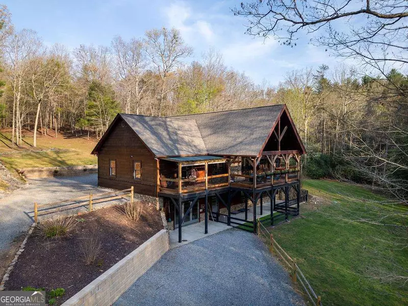 151 Hickory Hills TRL, Mineral Bluff, GA 30559