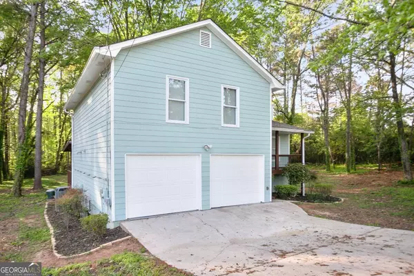 4225 Hidden Meadow CIR, Buford, GA 30518