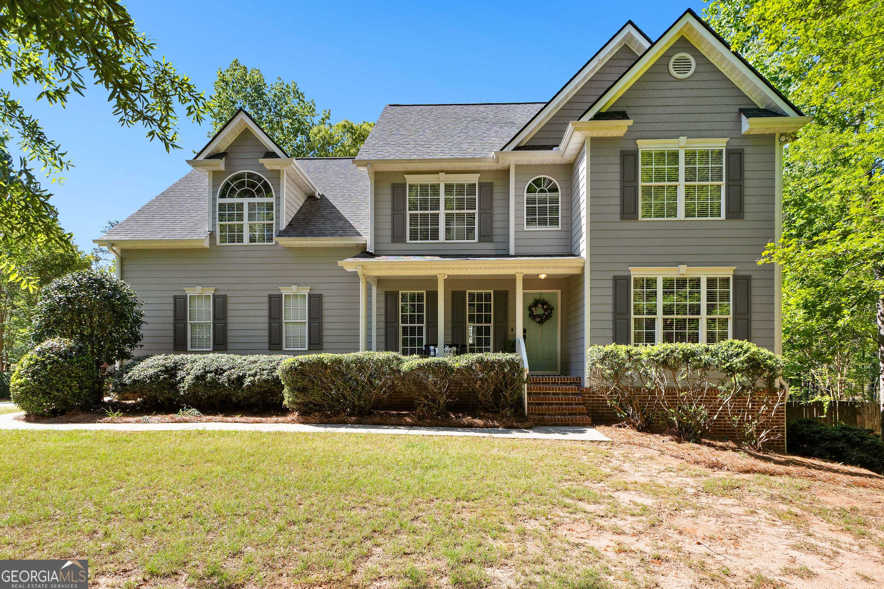 10 Cove DR, Newnan, GA 30263