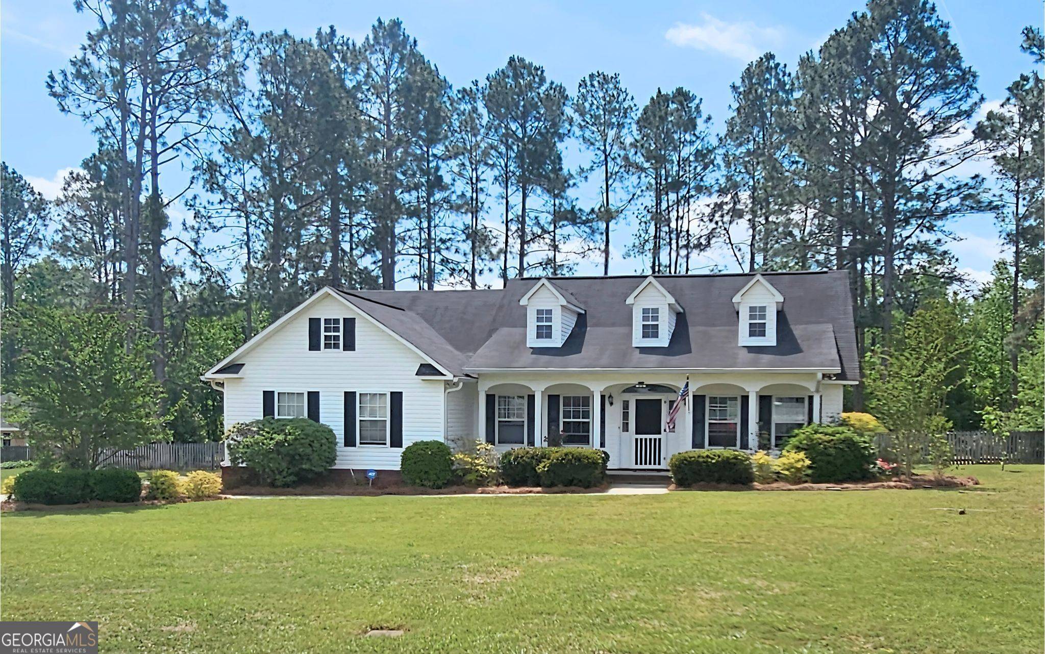 902 Pointer RD, Statesboro, GA 30461