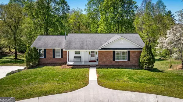 380 La Vista DR, Blue Ridge, GA 30513