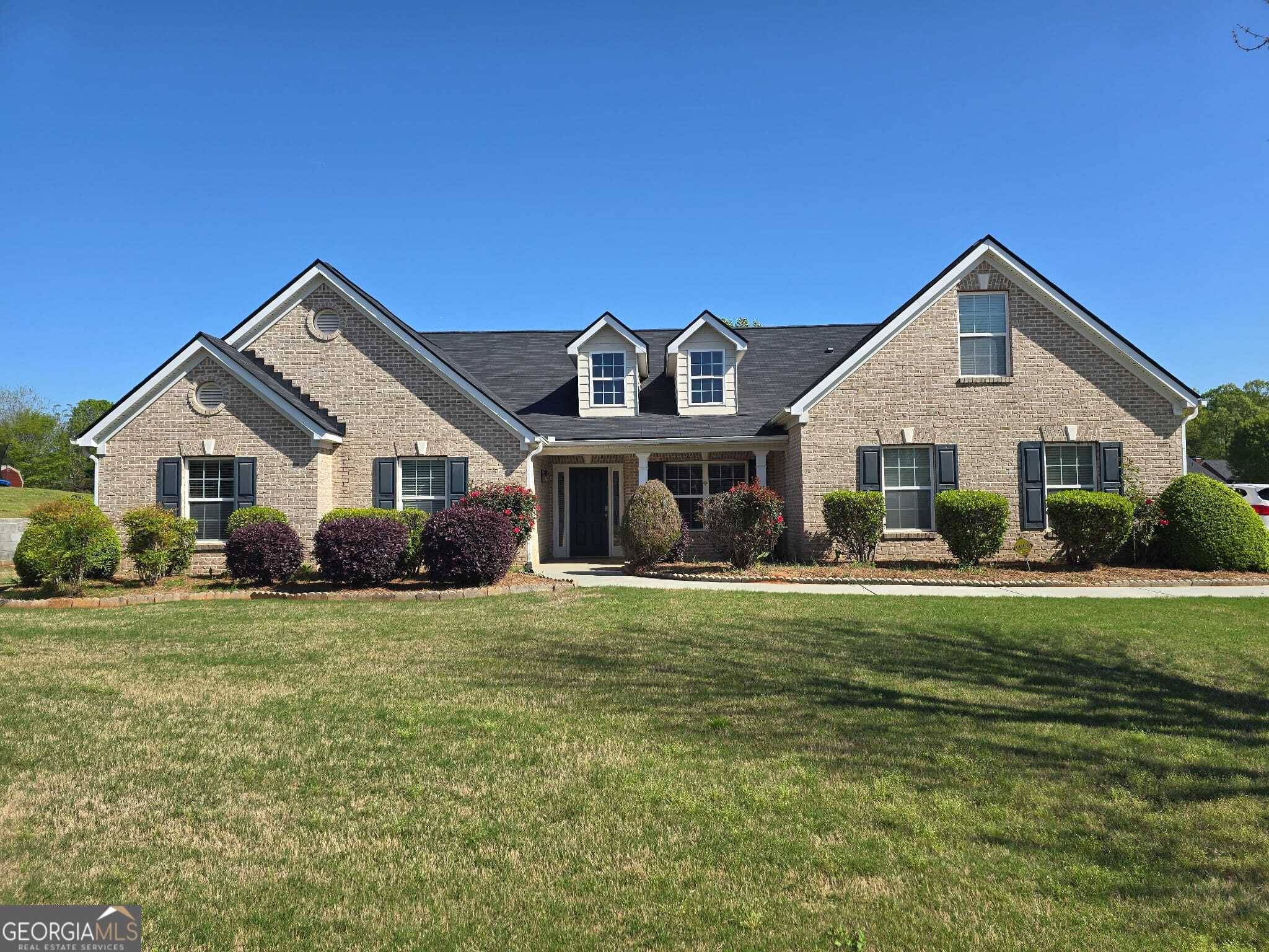 35 Charleston LN, Covington, GA 30016
