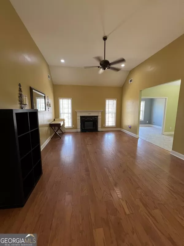 Byron, GA 31008,206 Faybrook DR