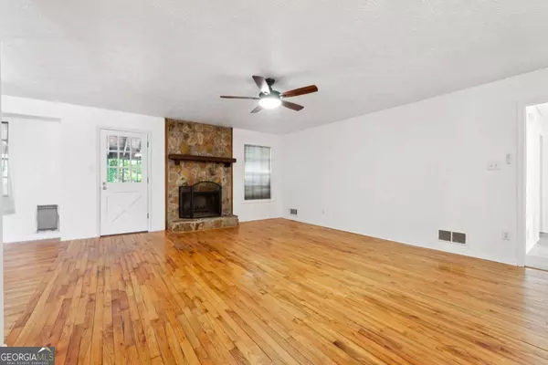 Lawrenceville, GA 30043,2341 Cedar DR