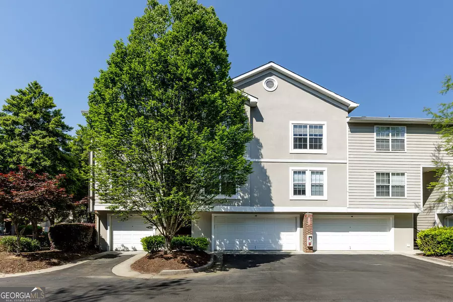 4246 River Green DR #202, Atlanta, GA 30327