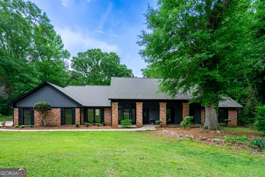 106 Powers CT, Lagrange, GA 30240
