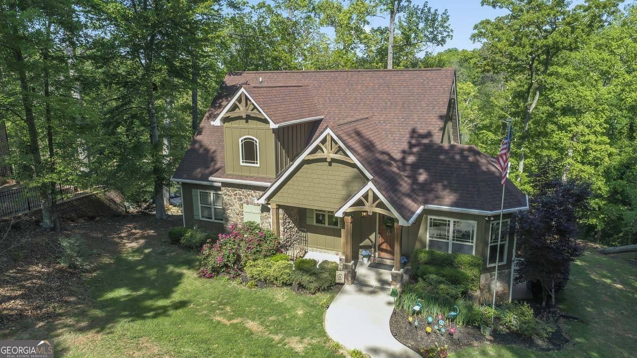 210 Lake Pines Road, Jackson, GA 30233