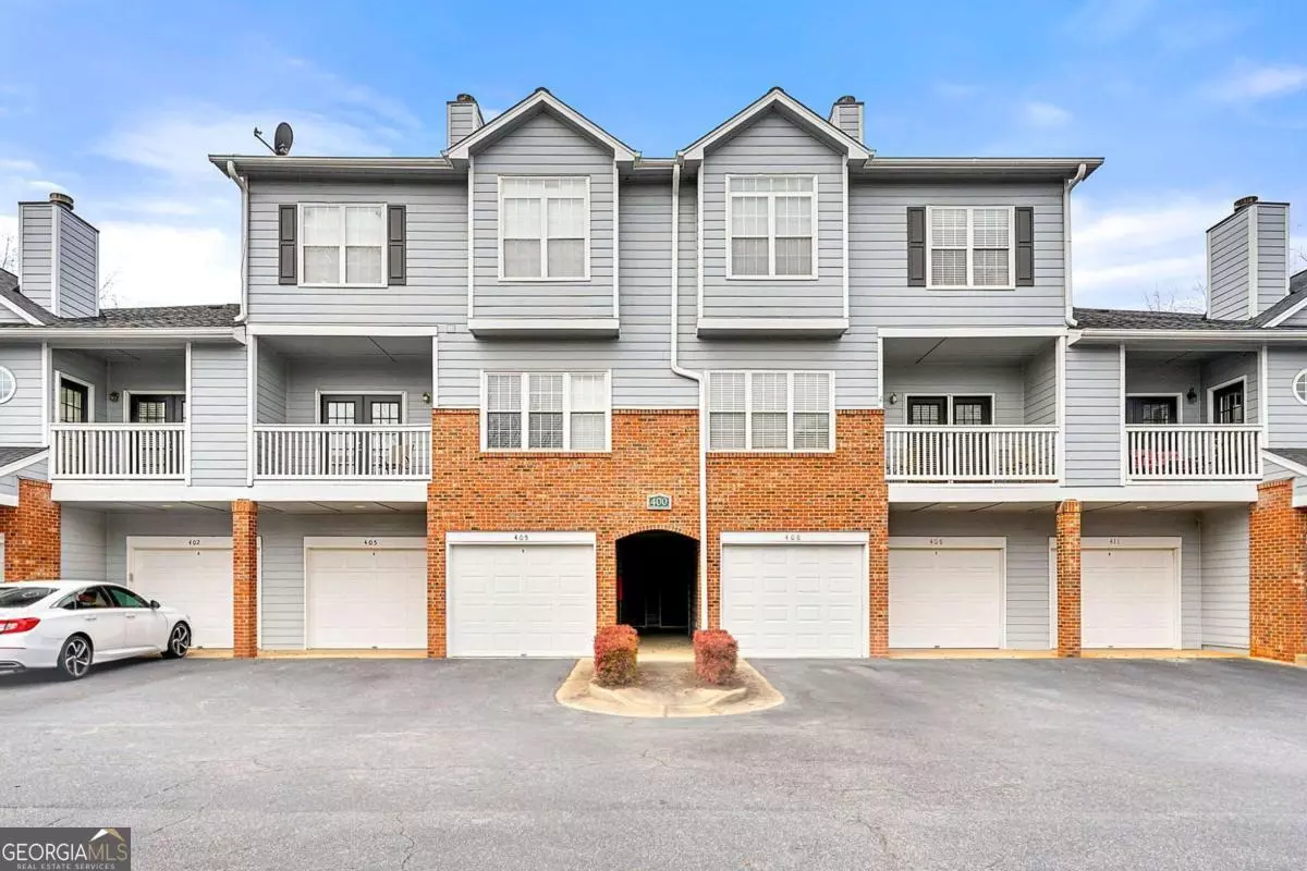 Smyrna, GA 30080,406 Vinings Forest CIR SE
