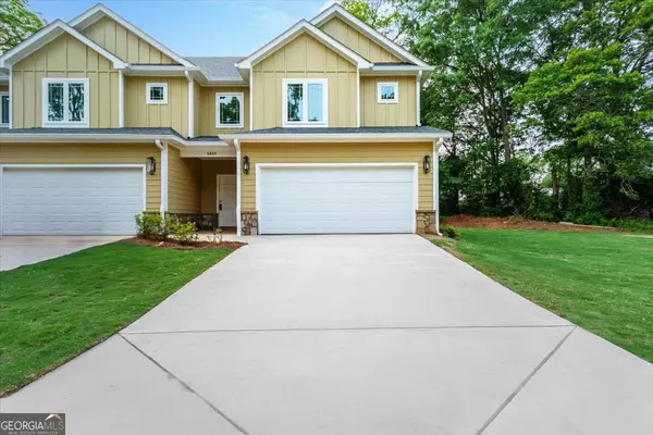 6884 Robinson ST, Lithonia, GA 30058