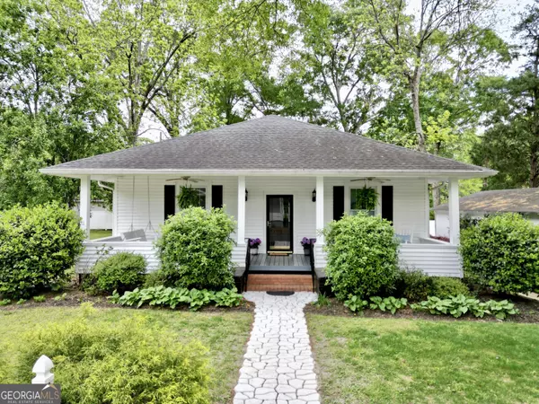 13 N Terrace AVE SE, Lindale, GA 30147