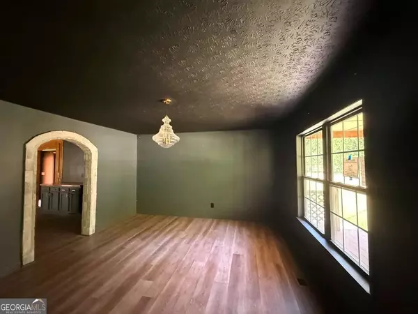 Temple, GA 30179,105 Doe DR