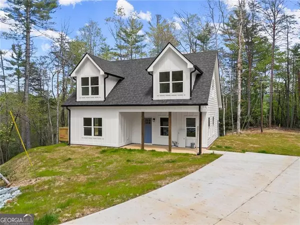 Dahlonega, GA 30533,250 Pine RD