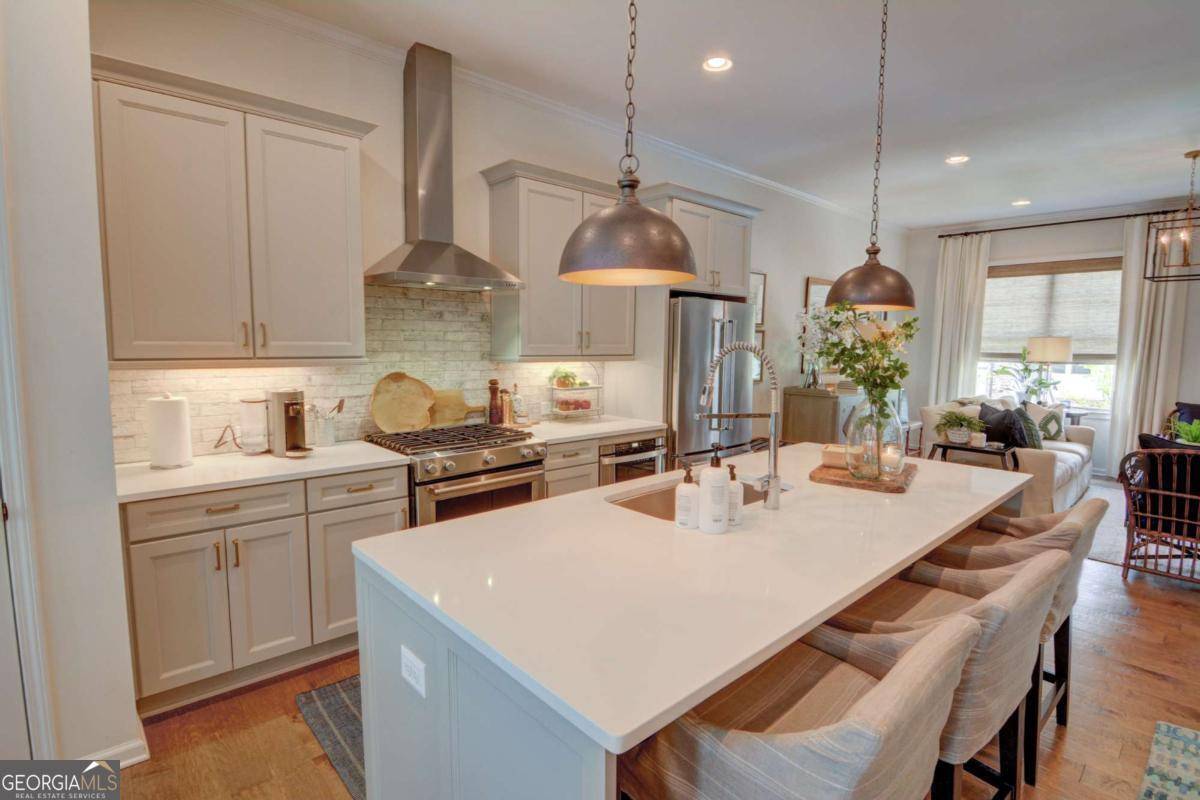 14 Lochurst LN #153, Roswell, GA 30076