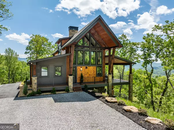 39 Penny DR, Young Harris, GA 30582