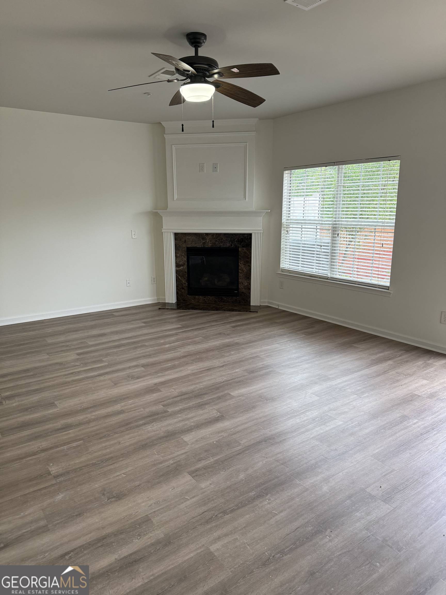 Cumming, GA 30040,290 Azalea CIR