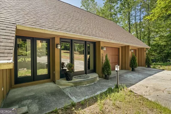 Conyers, GA 30094,5159 SW East Shore DR