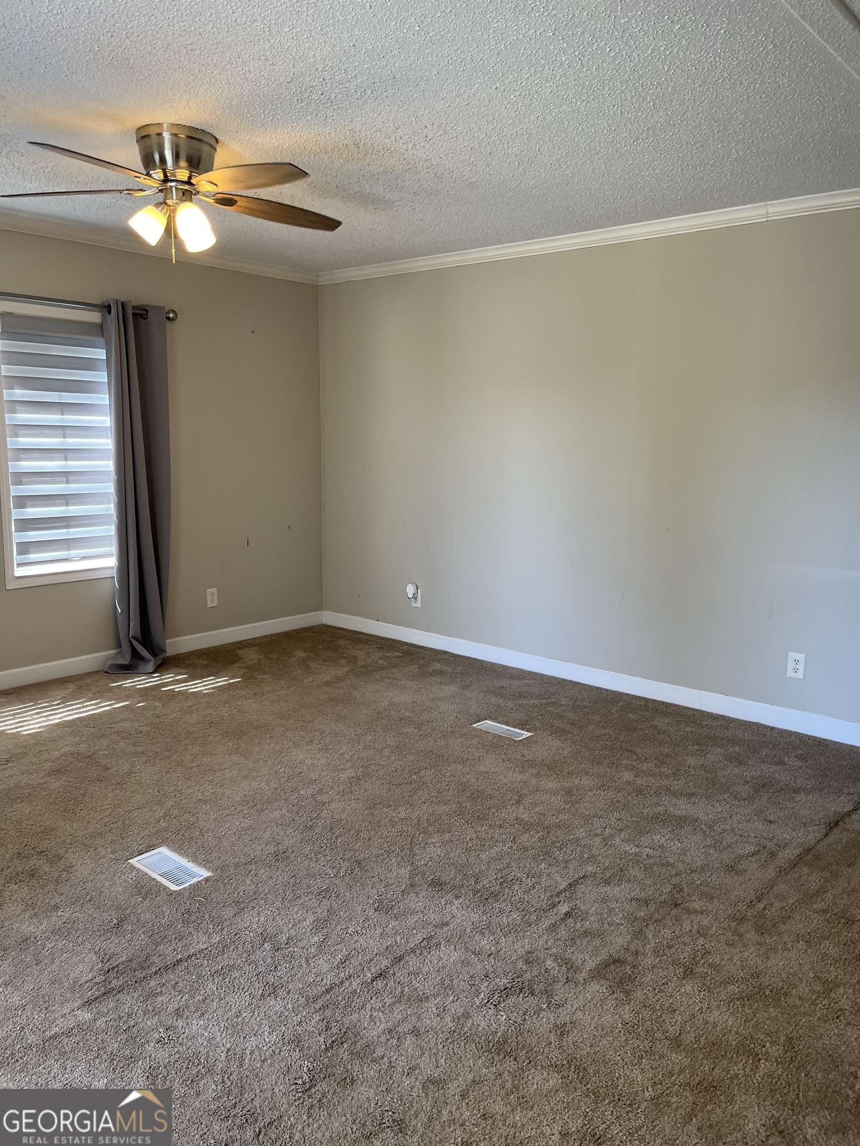 Newnan, GA 30263,48 Pinecrest DR