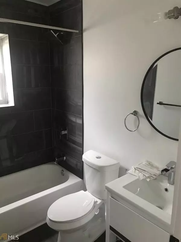 Atlanta, GA 30314,1026 SW Ashby GRV SW #1
