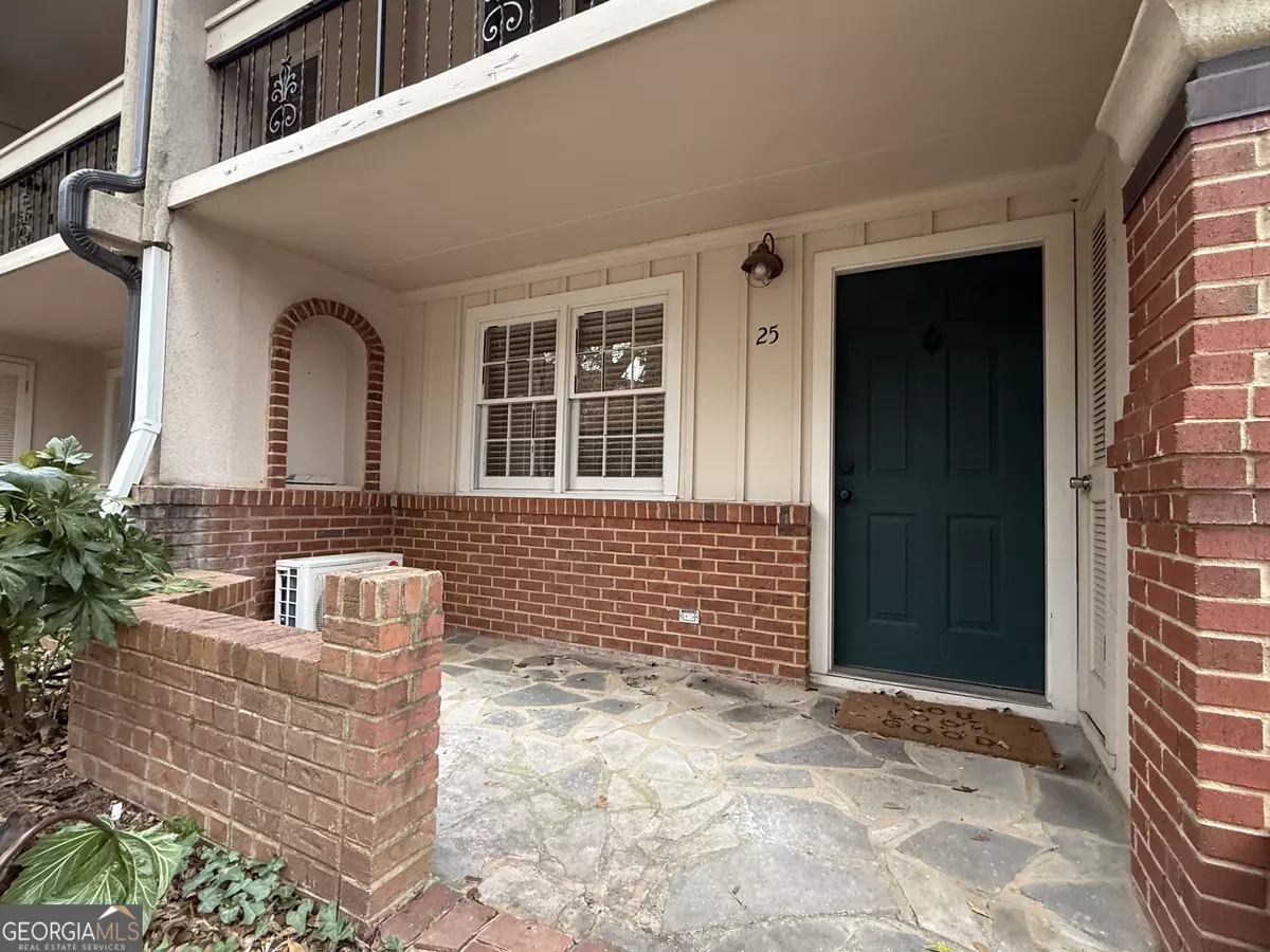 Athens, GA 30605,655 E Campus RD #25