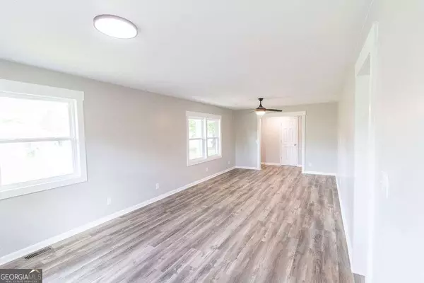 Waycross, GA 31503,3088 Southwood DR