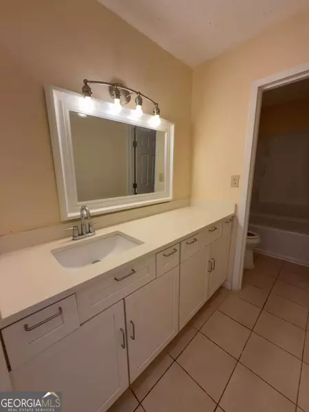 3575 Oakvale RD #303, Decatur, GA 30034
