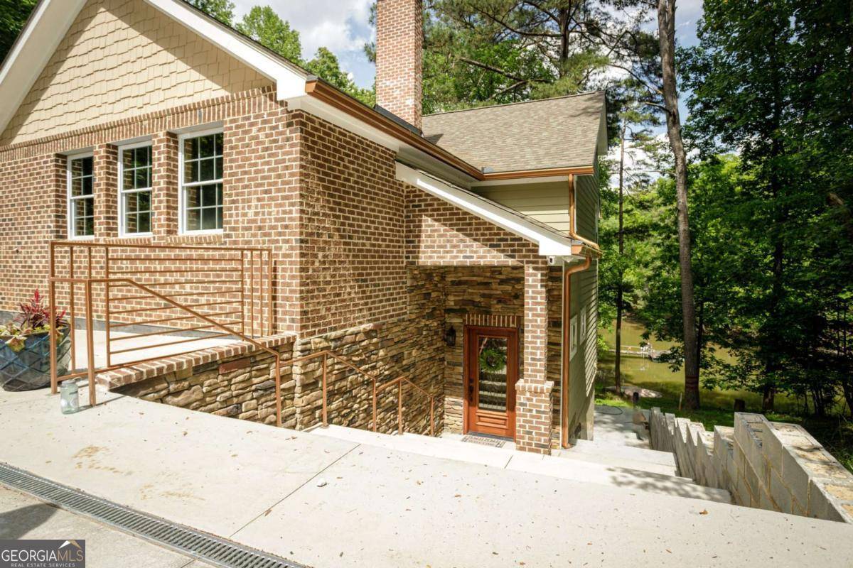 4075 Fincher DR, Gainesville, GA 30504