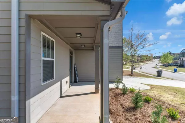 Fairburn, GA 30213,820 LAKE CHASE