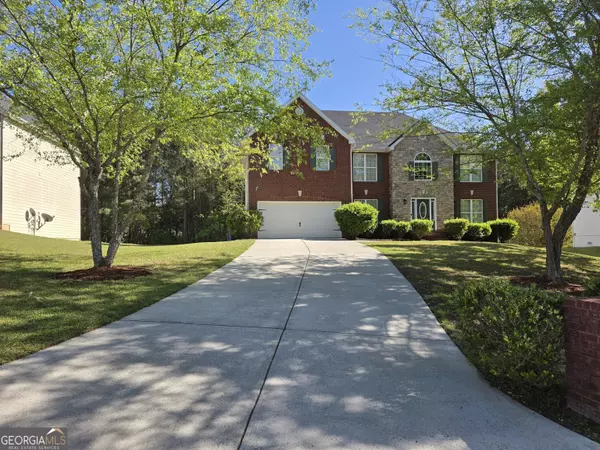 247 Water Oak LN, Jonesboro, GA 30238