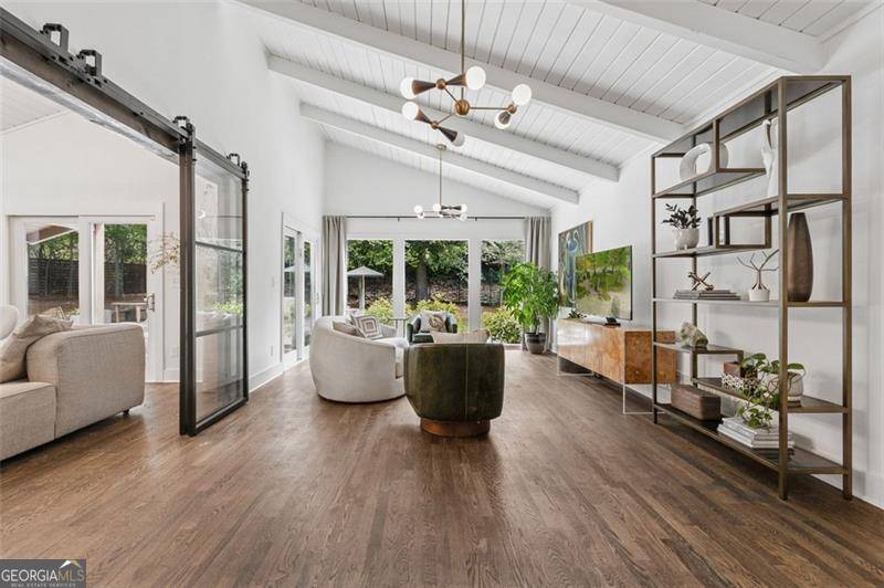 Sandy Springs, GA 30328,5785 Timberlane TER
