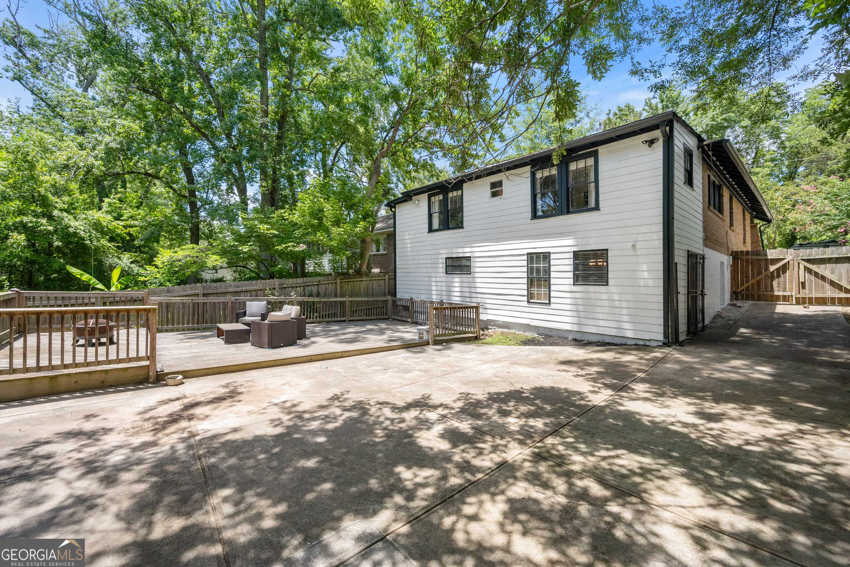 Atlanta, GA 30310,930 White ST