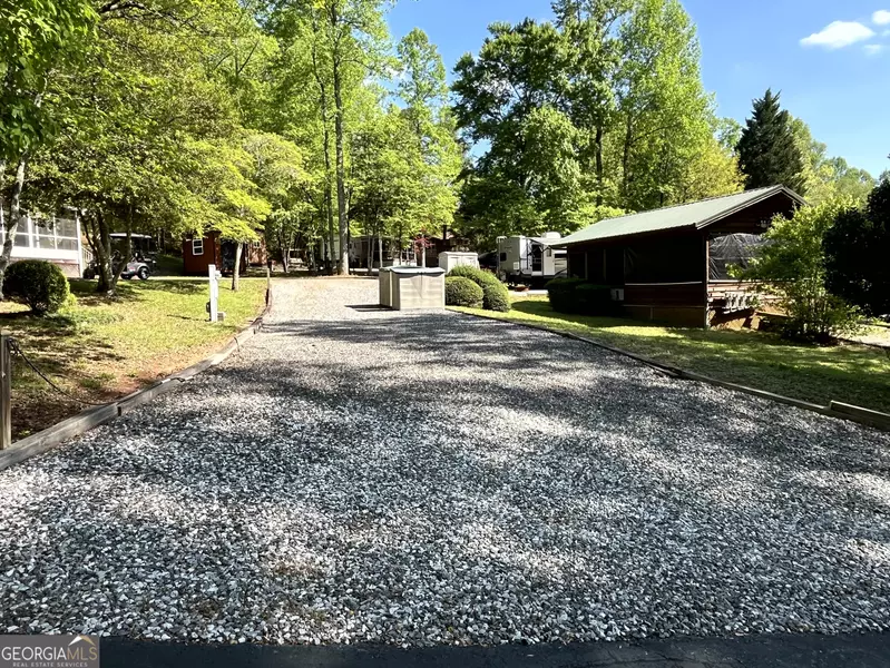 261 Camptown TRL, Cleveland, GA 30528