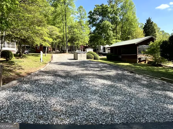 Cleveland, GA 30528,261 Camptown TRL