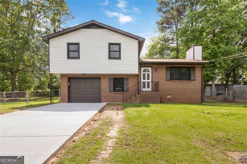 2469 SILVER KING DR, Grayson, GA 30017