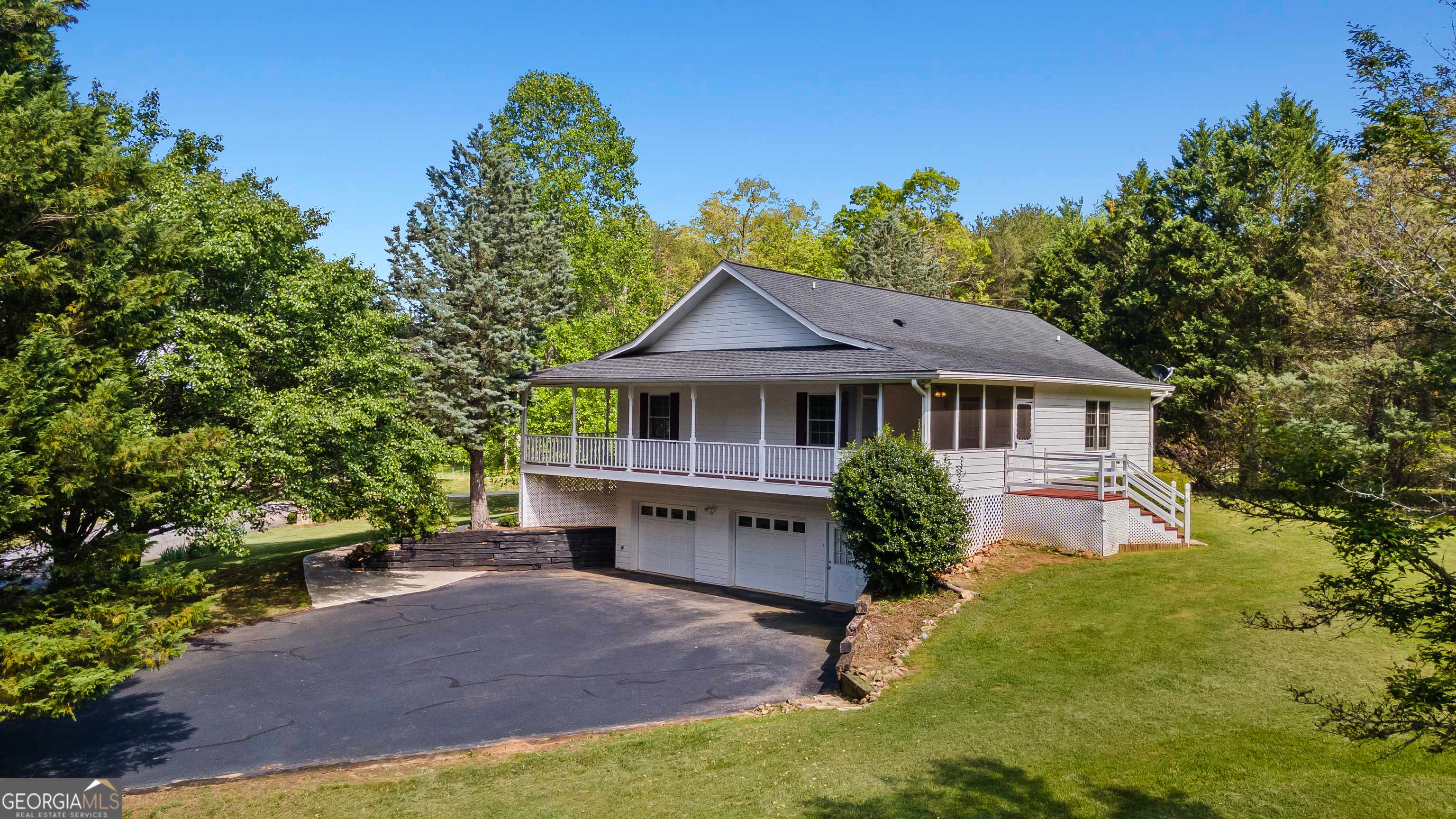 Hiawassee, GA 30546,2421 Settlers Ridge RD