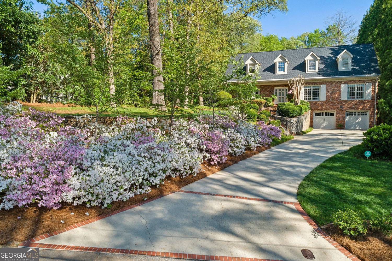 Atlanta, GA 30327,4584 E Conway DR