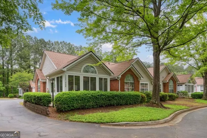 3746 Vineyards Lake CIR NW #U6, Kennesaw, GA 30144