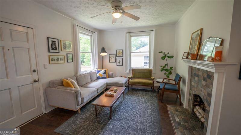 Atlanta, GA 30318,2881 PARROTT AVE
