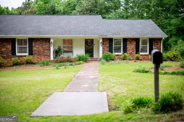 297 Woodland DR,  Winder,  GA 30680