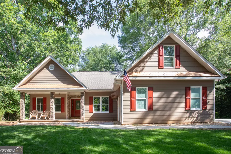 299 Landrum RD, Dawsonville, GA 30534