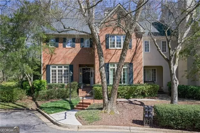 Atlanta, GA 30327,45 Paces West DR NW