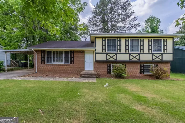 8431 Magnolia DR, Jonesboro, GA 30238