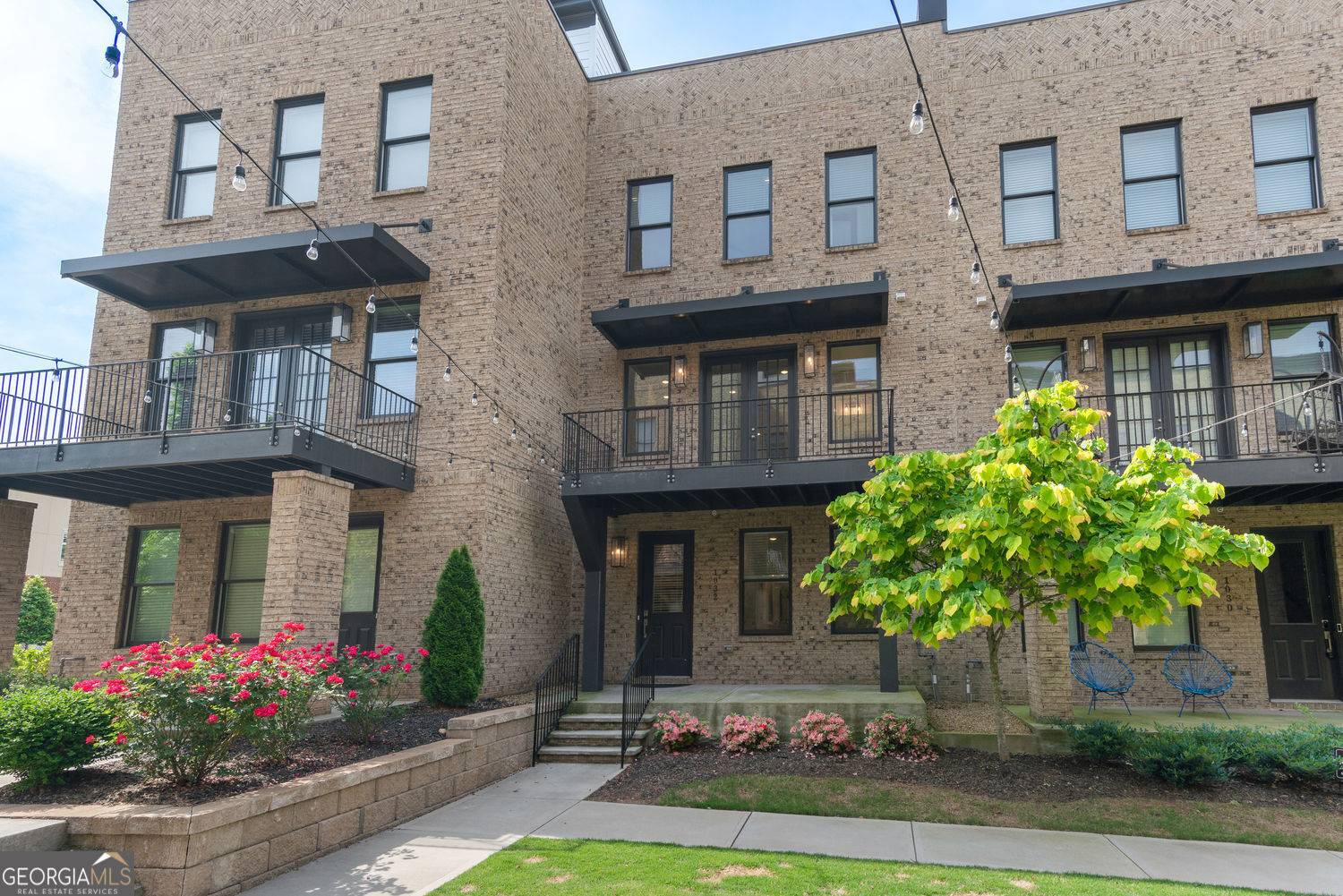1032 Robert Smalls WAY, Atlanta, GA 30318